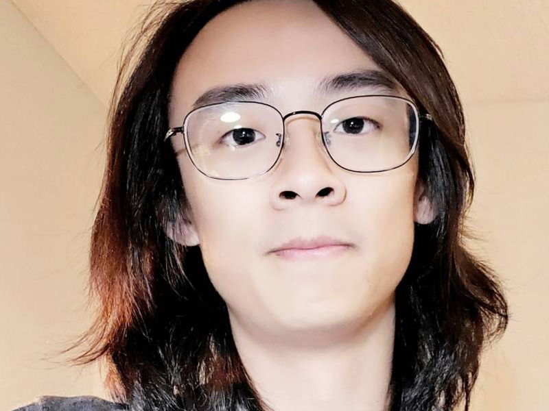 Yilun Zha