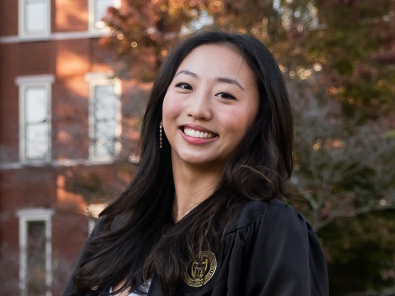 Sarah Shin's headshot